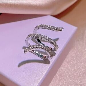 ✨ Triple Row Pavé Spiral Statement Ring ✨